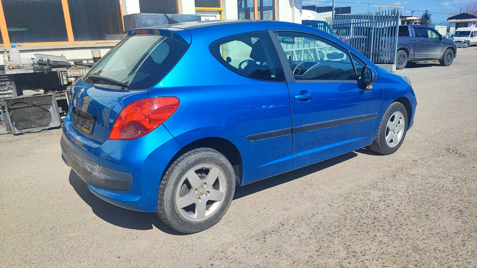 Peugeot 207 207 1.4 16v - изображение 2