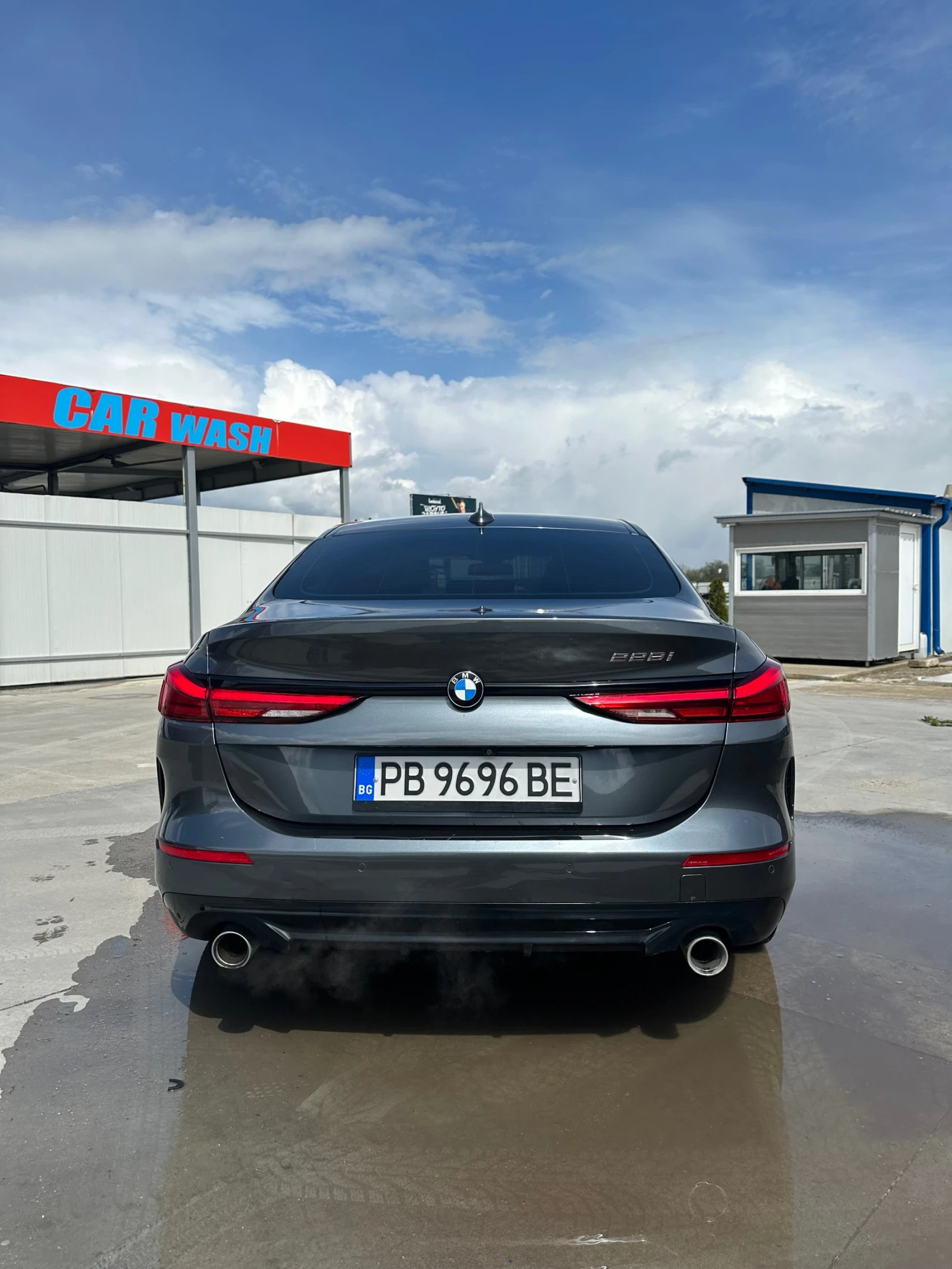 BMW 228  - изображение 5