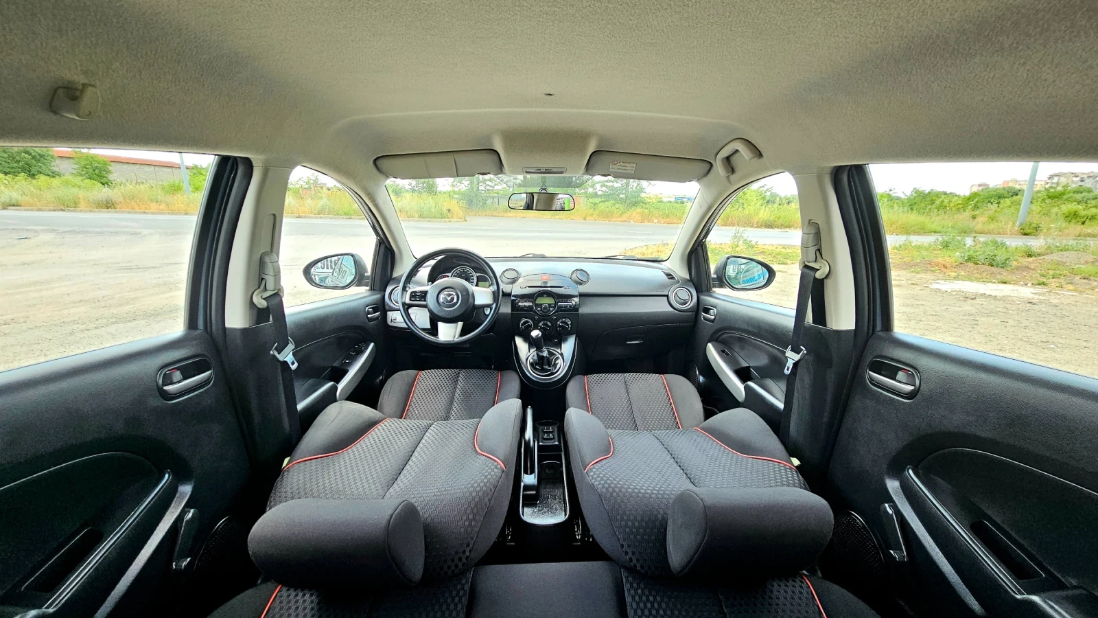 Mazda 2 1.3i/FACELIFT/РЕАЛНИ КМ - изображение 8