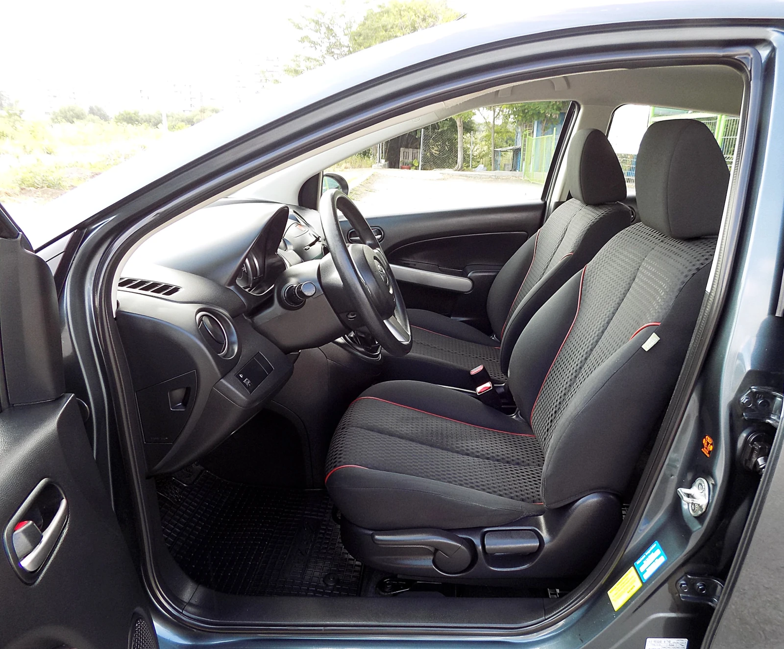 Mazda 2 1.3i/FACELIFT/РЕАЛНИ КМ - изображение 6