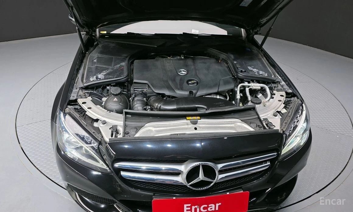 Mercedes-Benz C 220  - изображение 6