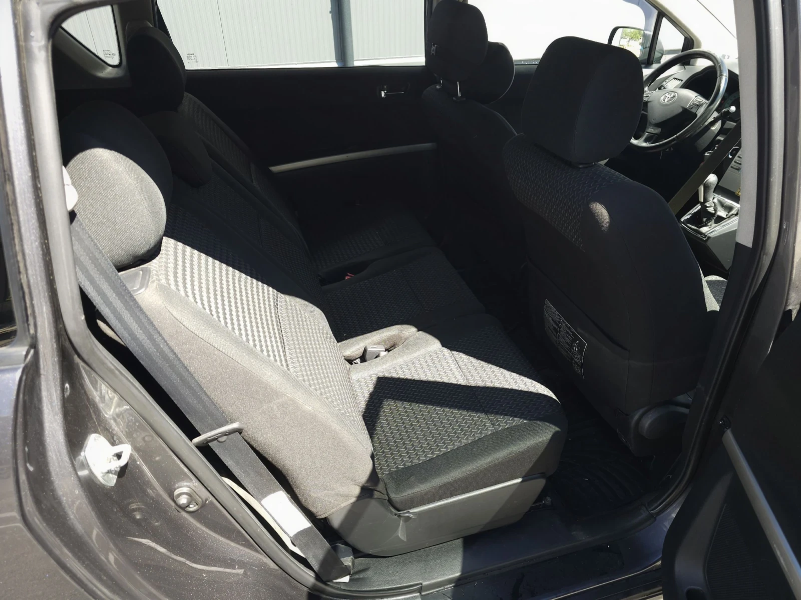 Toyota Corolla verso 2.2 D4D | Mobile.bg   15