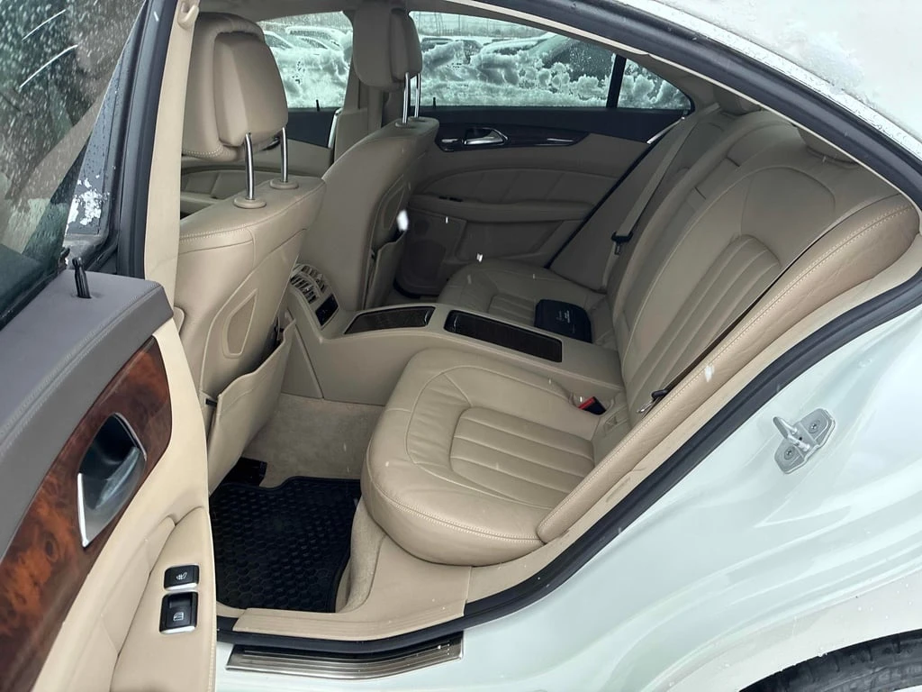Mercedes-Benz CLS 550 CARFAX | Mobile.bg � ����������� 11