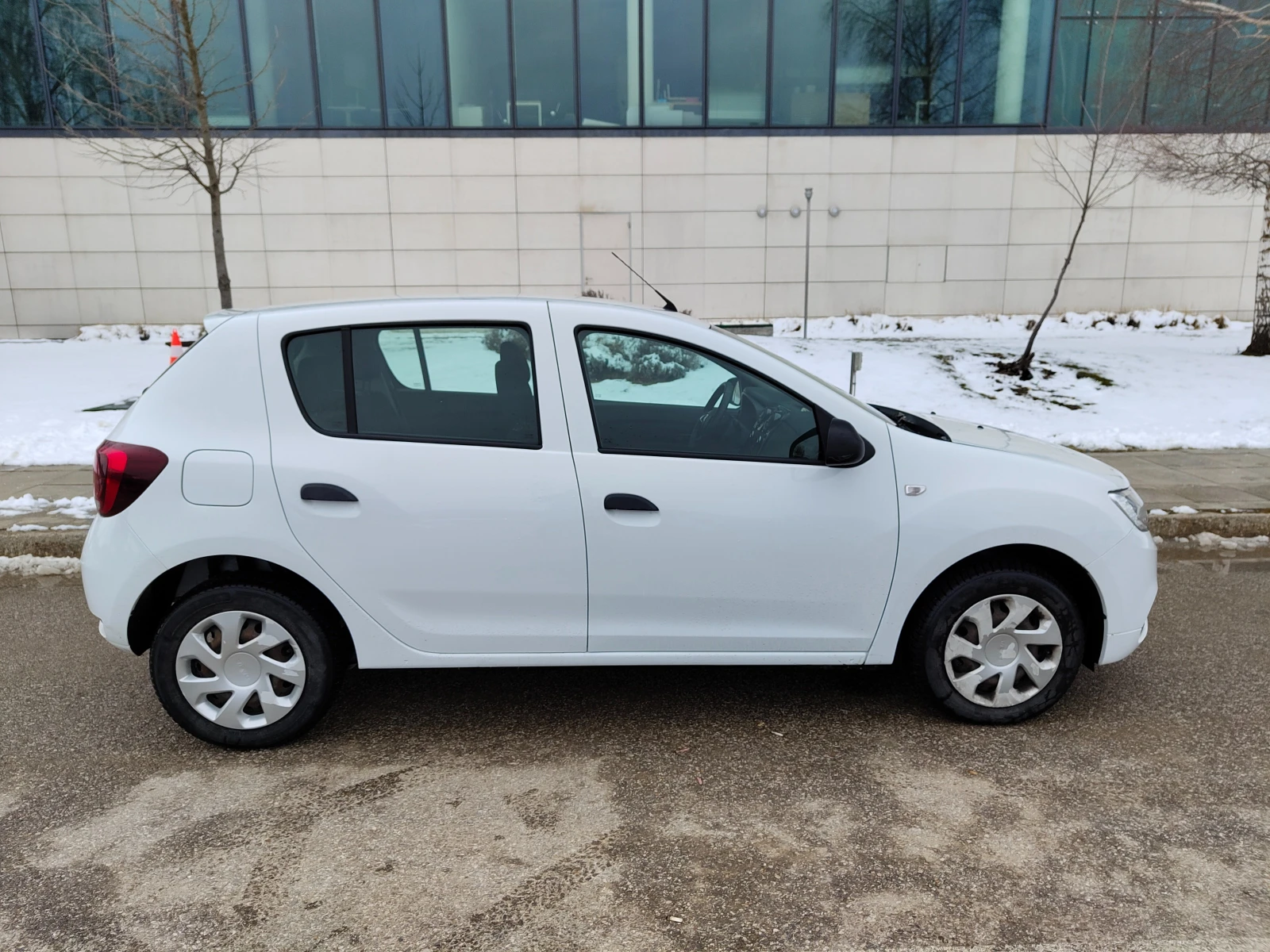 Dacia Sandero N1 - изображение 6