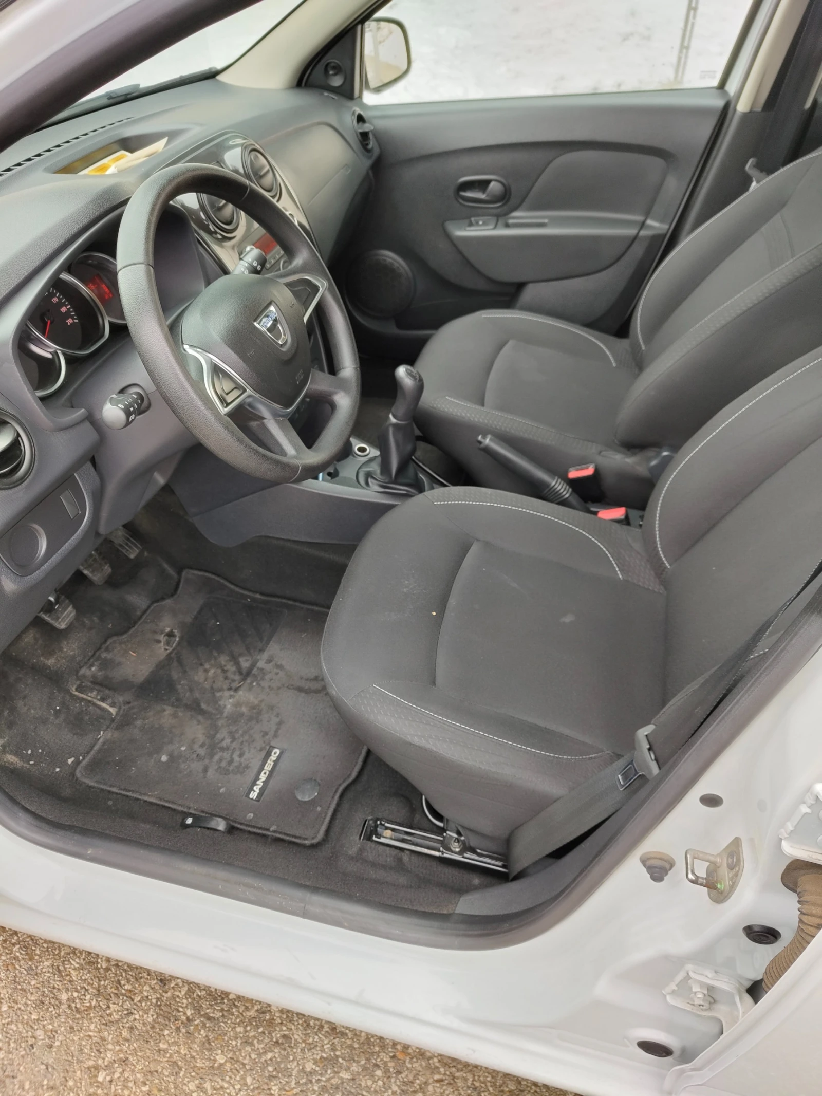 Dacia Sandero N1 - изображение 9