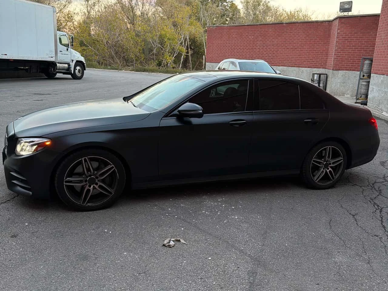 Mercedes-Benz E 400 CARFAX, снимка 2 - Автомобили и джипове - 53814036