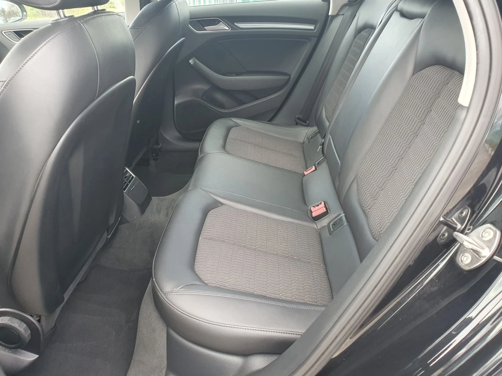 Audi A3 2, 0 TDI Sportback Италия , снимка 8 - Автомобили и джипове - 54036451