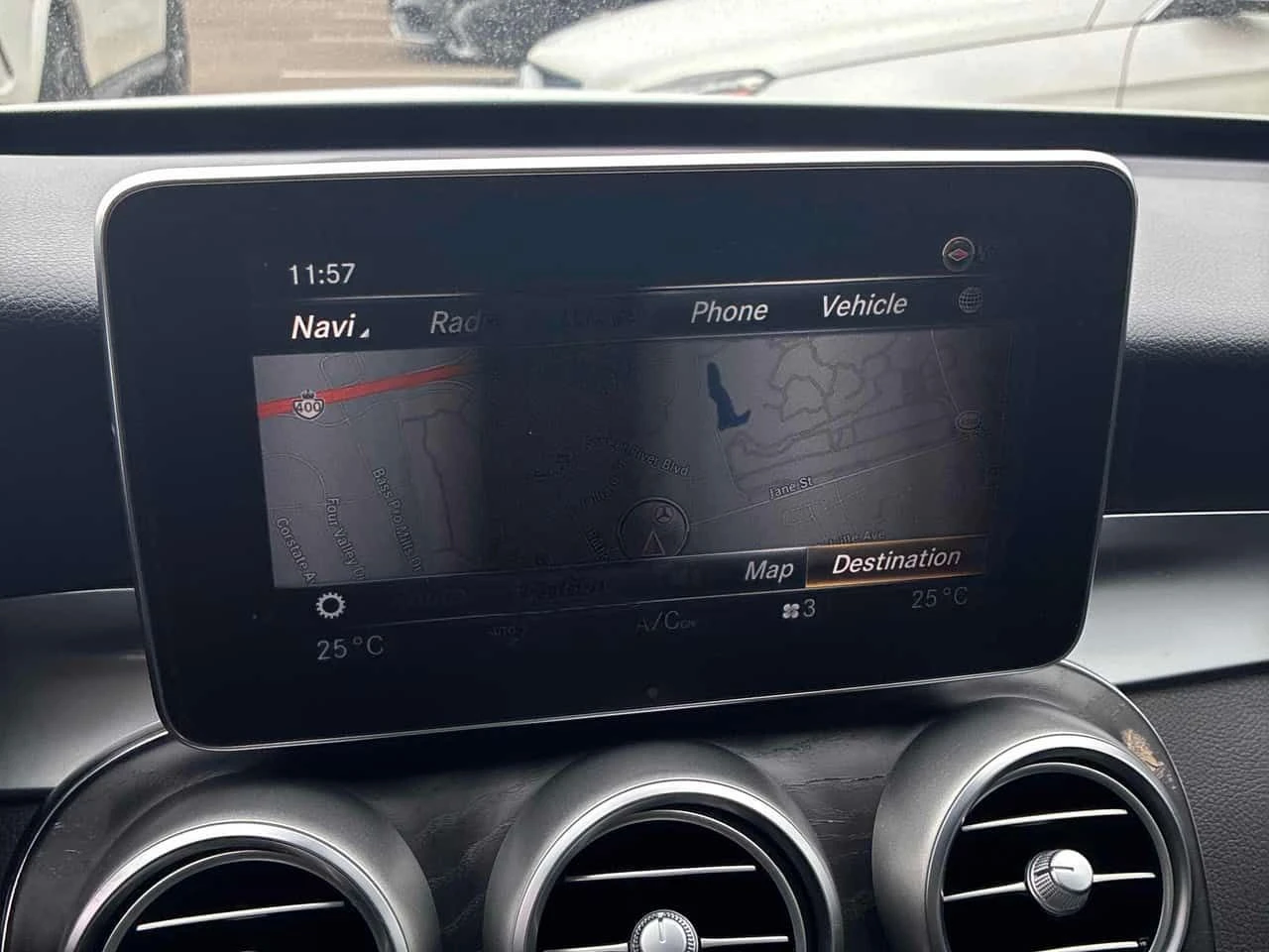 Mercedes-Benz C 300 * CARFAX * ЦЕНА ДО БГ, снимка 15 - Автомобили и джипове - 54089768