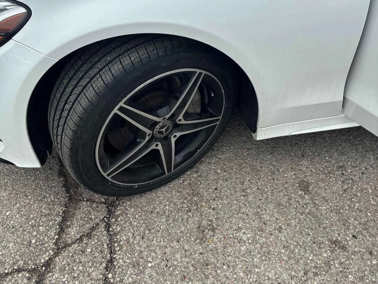 Mercedes-Benz C 300 * CARFAX * ЦЕНА ДО БГ, снимка 11 - Автомобили и джипове - 54089768