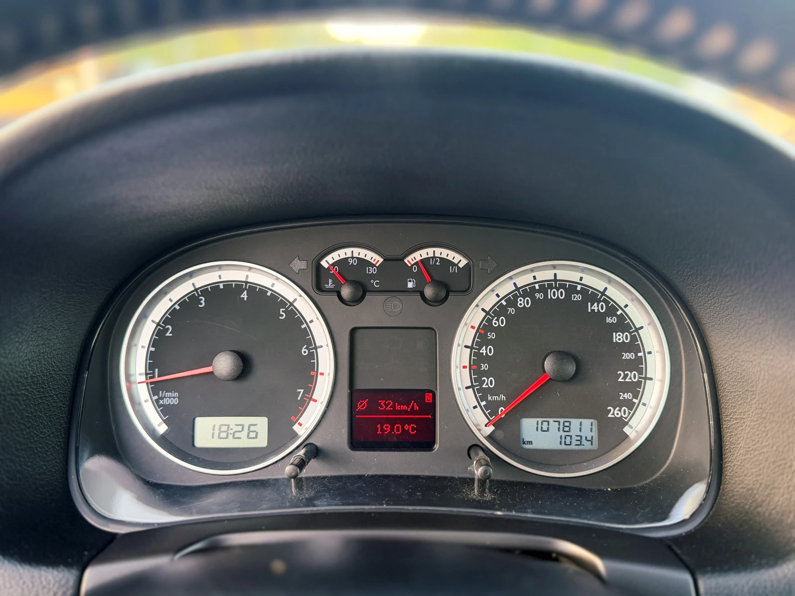 VW Bora 1.6i ������ 107000km!!! | Mobile.bg � ����������� 12