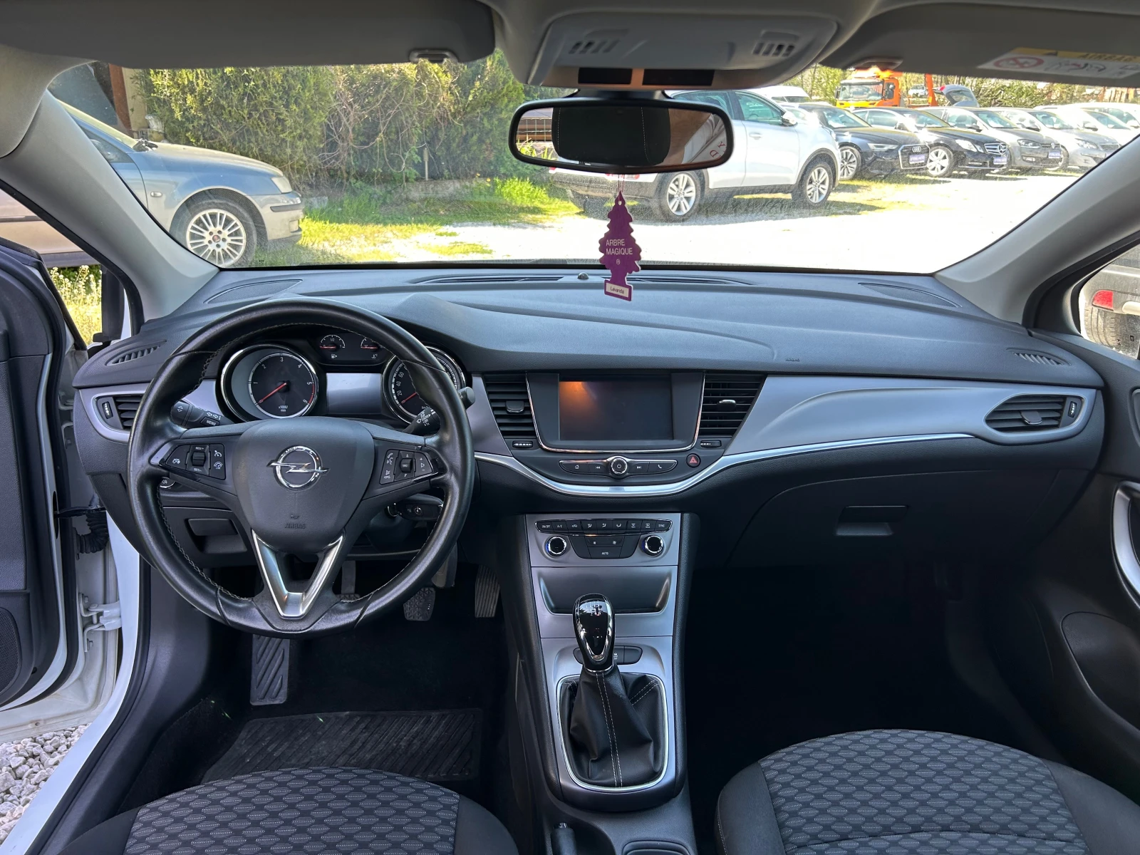 Opel Astra 1.6CDTI EURO6B, снимка 10 - Автомобили и джипове - 54441390