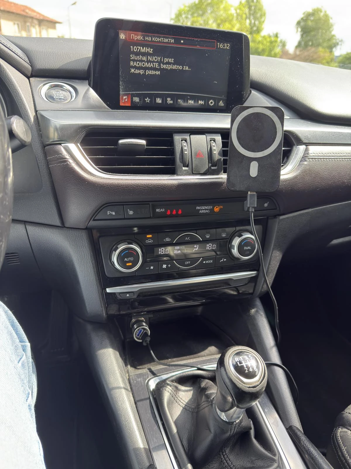 Mazda 6 2.2 SKYACTIV-D, снимка 10 - Автомобили и джипове - 54623581
