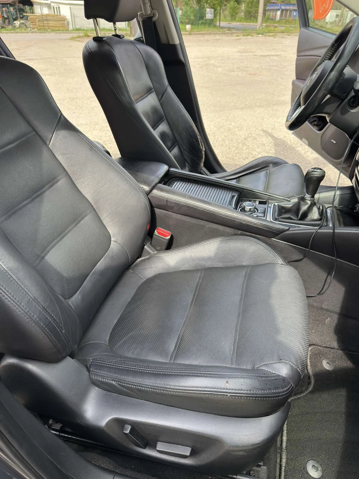 Mazda 6 2.2 SKYACTIV-D, снимка 7 - Автомобили и джипове - 54623581