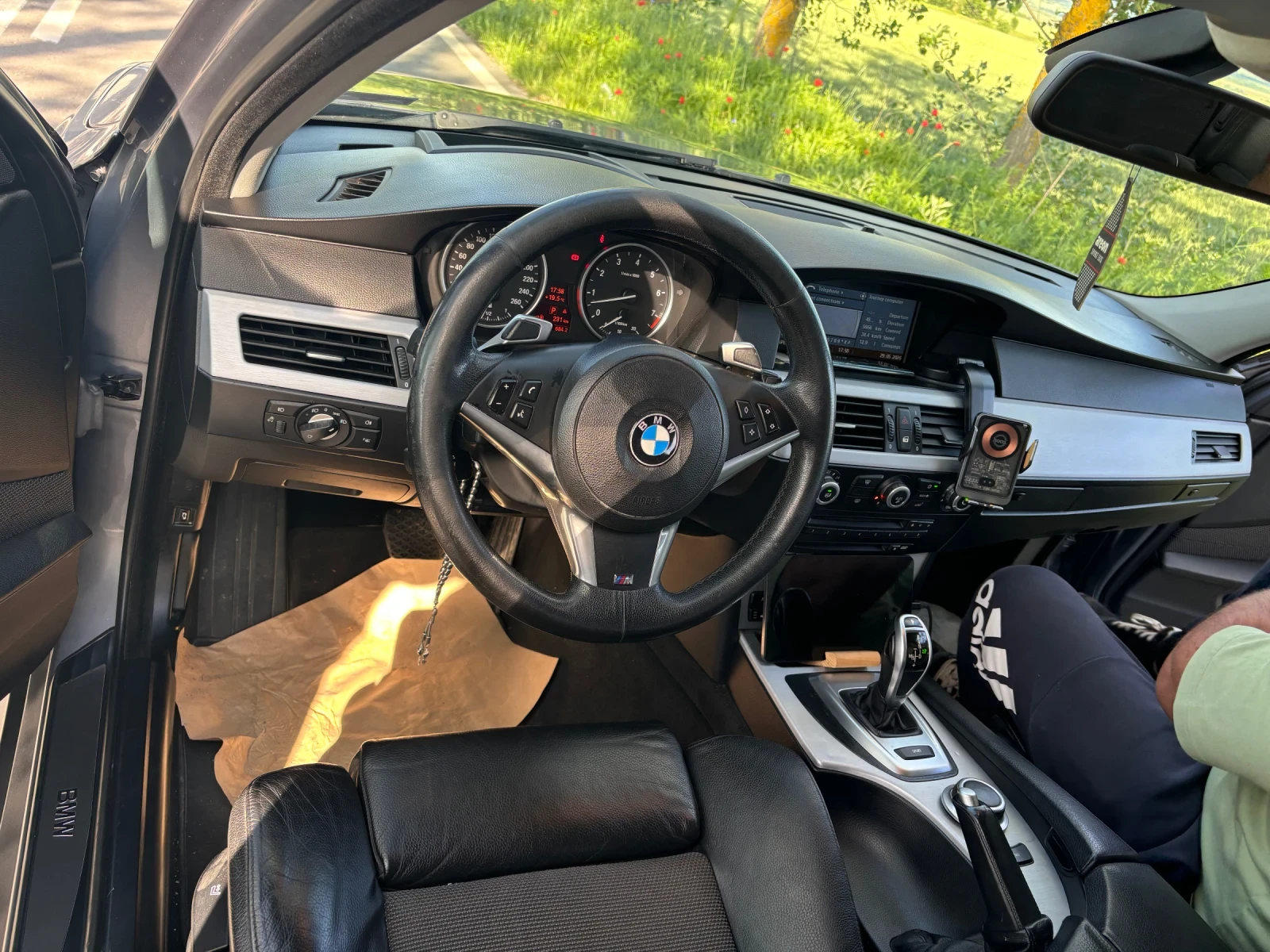 BMW 530, снимка 6 - Автомобили и джипове - 54736535
