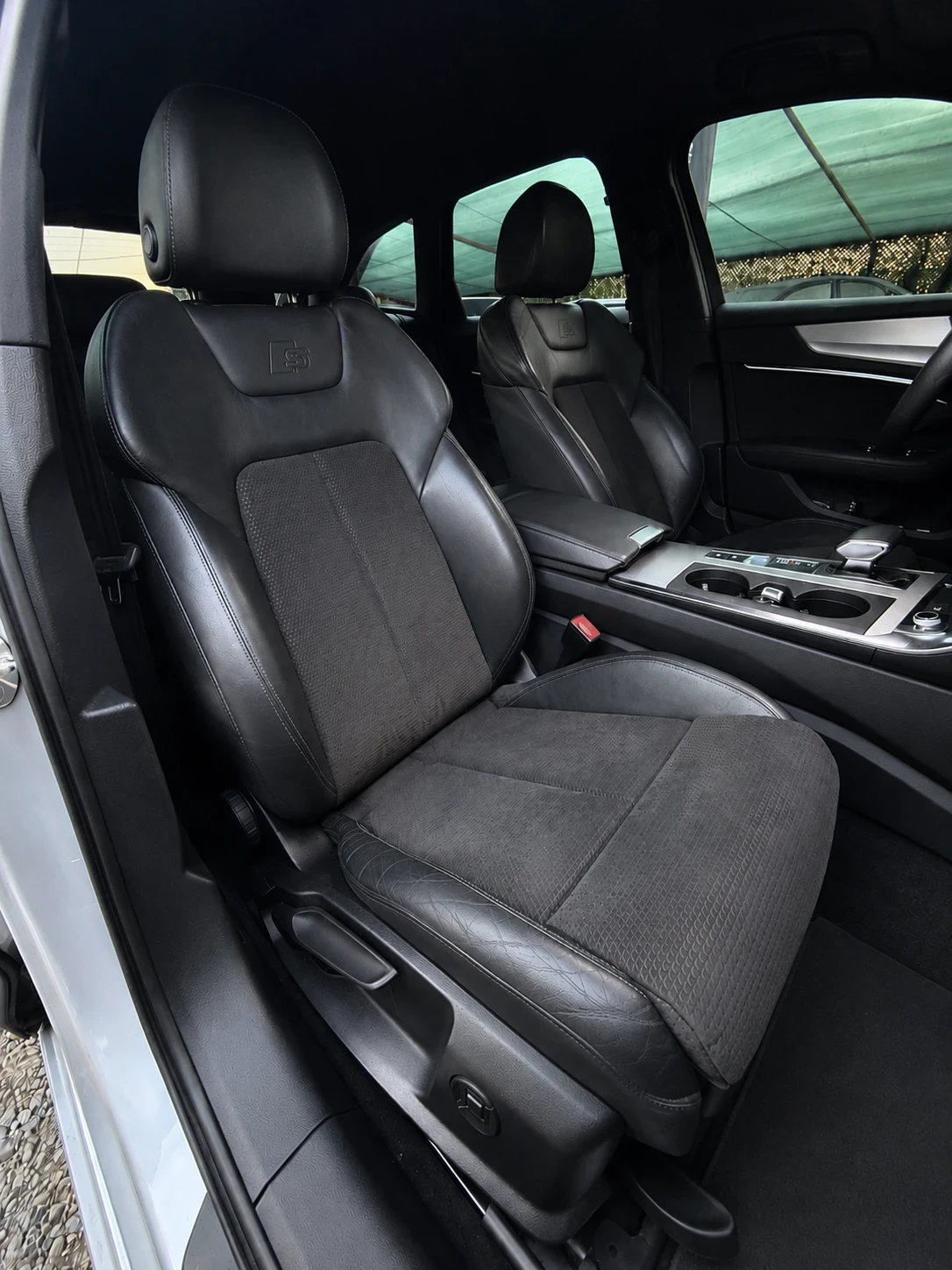 Audi A6 QUATTRO| MATRIX| DIGITAL| S-LINE| 8ZF| ЛИЗИНГ, снимка 9 - Автомобили и джипове - 55052803
