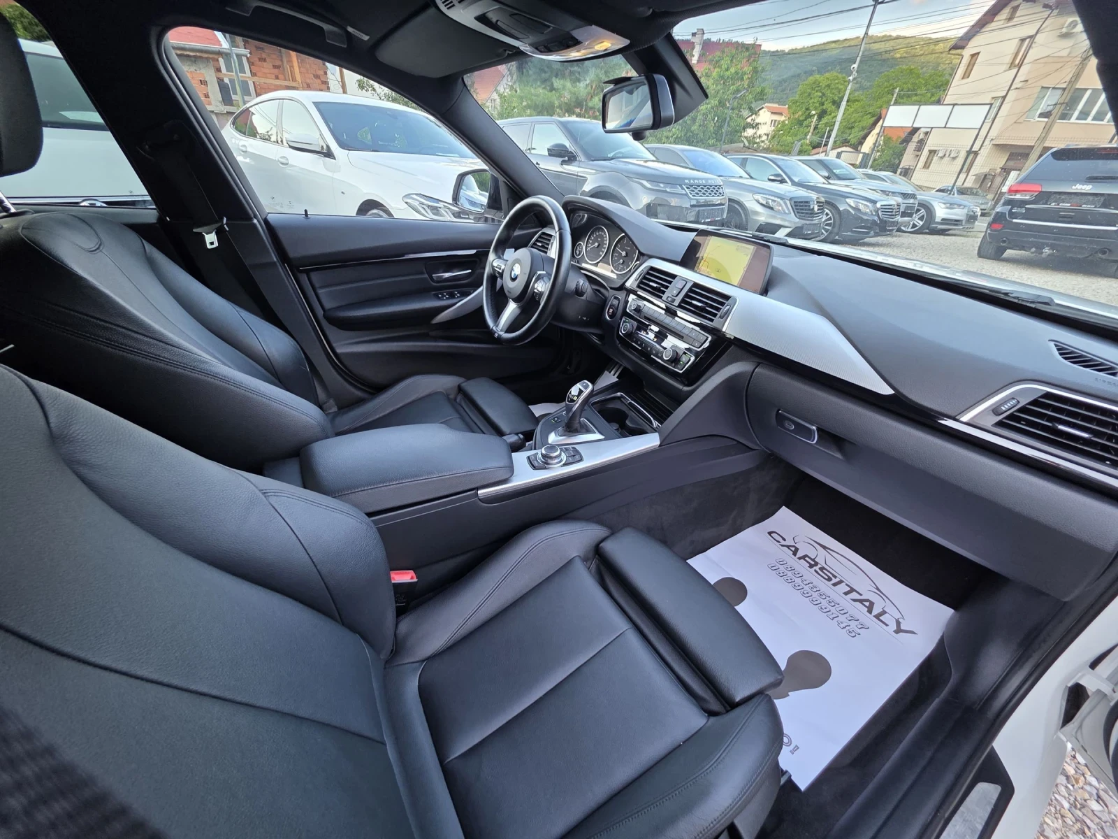 BMW 330 M PERFORMАNCE 4X4, снимка 12 - Автомобили и джипове - 55191913