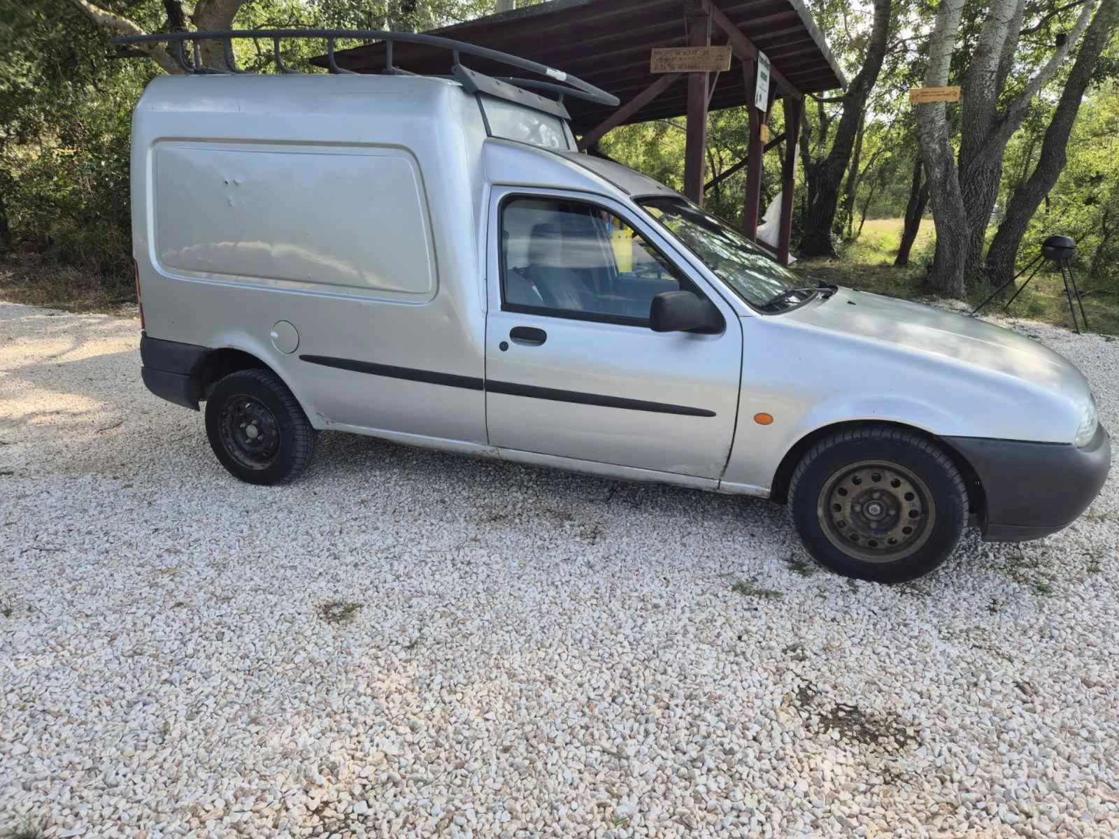 Ford Courier Ford fiesta куриер1.8D, снимка 3 - Автомобили и джипове - 55434136