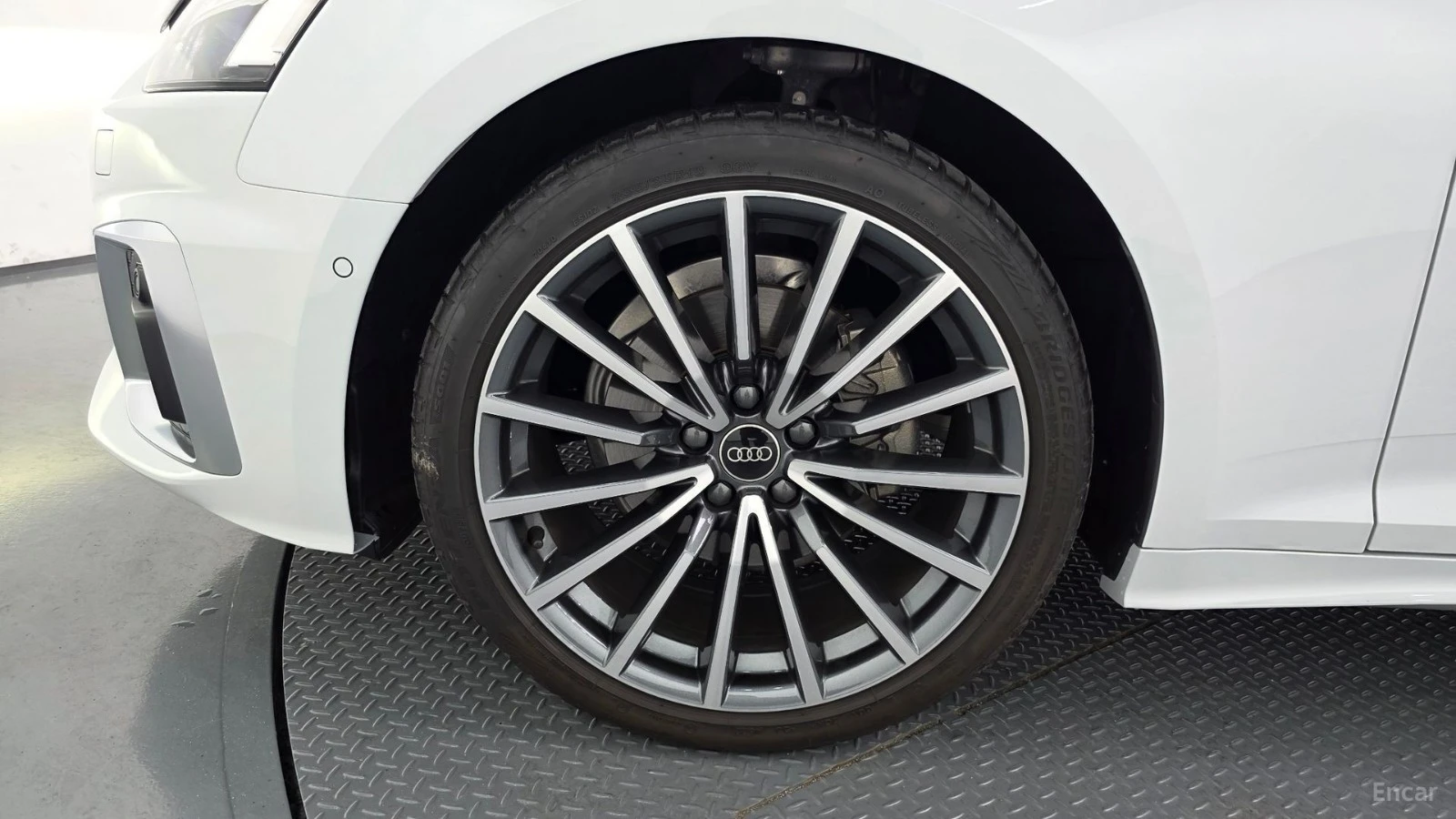 Audi A5 40 TFSI QUATTRO PREMIUM SPORTBACK, снимка 5 - Автомобили и джипове - 55481078