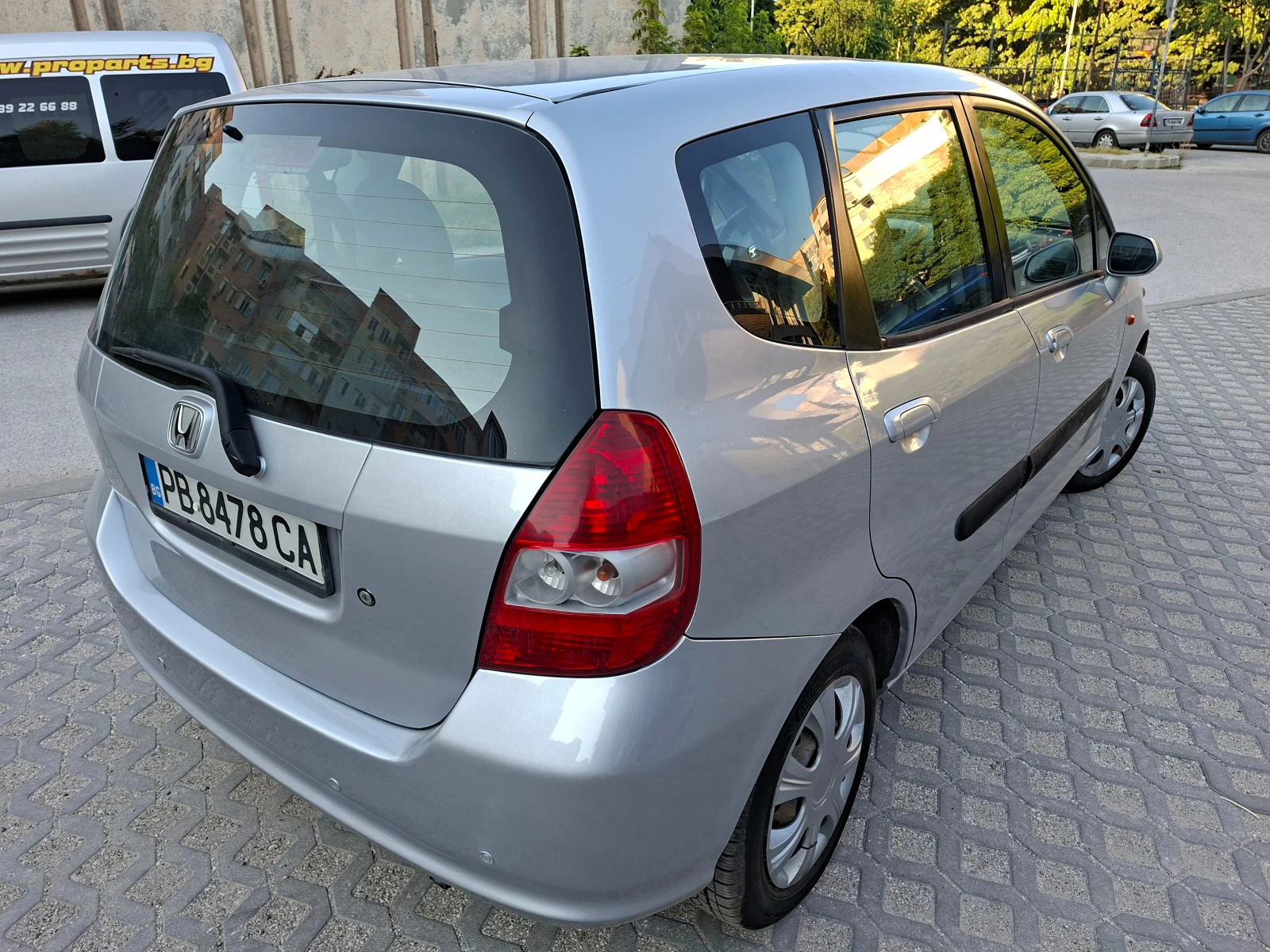 Honda Jazz 1.2 Клима, снимка 2 - Автомобили и джипове - 55629829