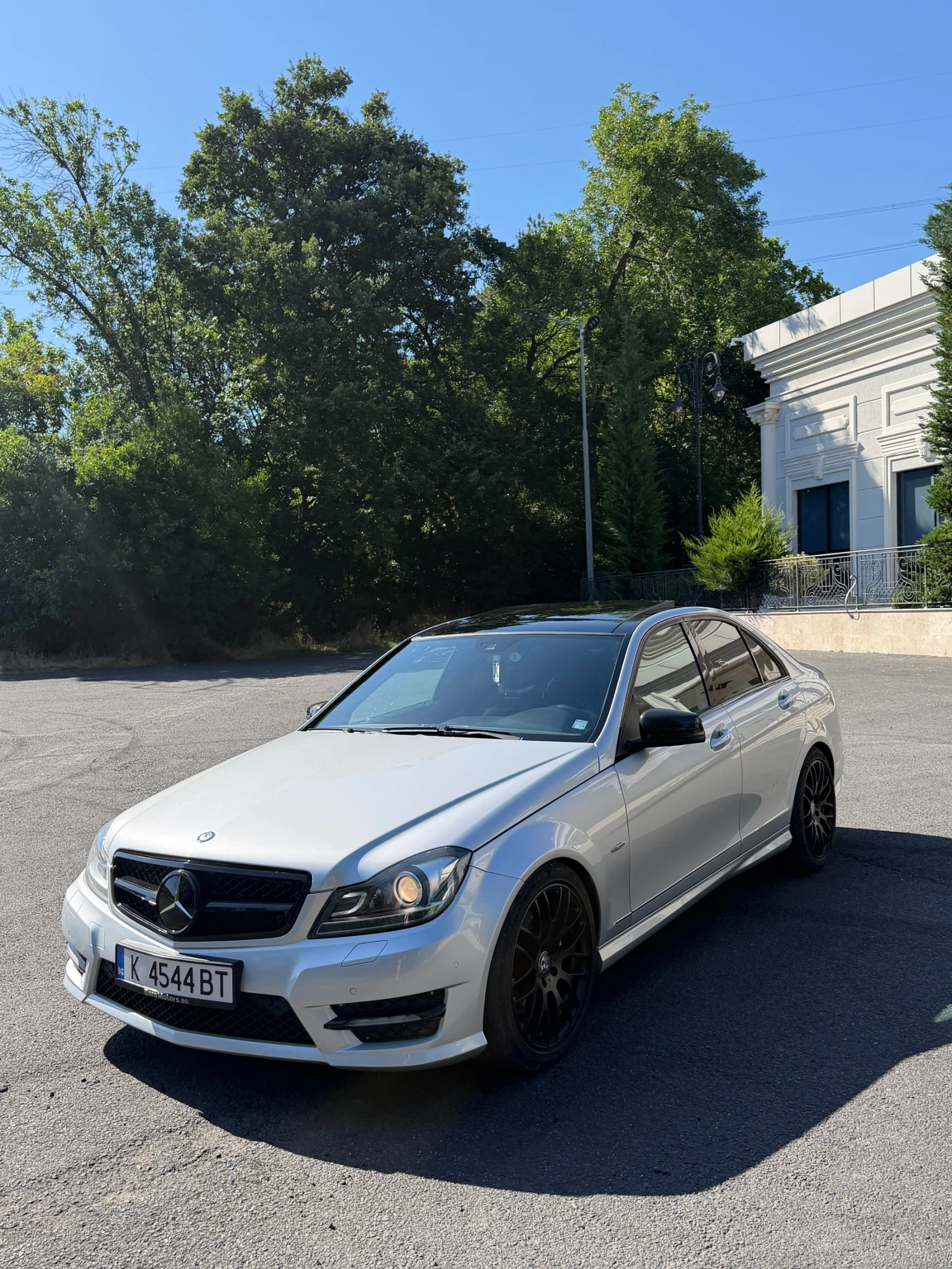 Mercedes-Benz C 250 AMG PACK 4MATIC, снимка 3 - Автомобили и джипове - 55672544