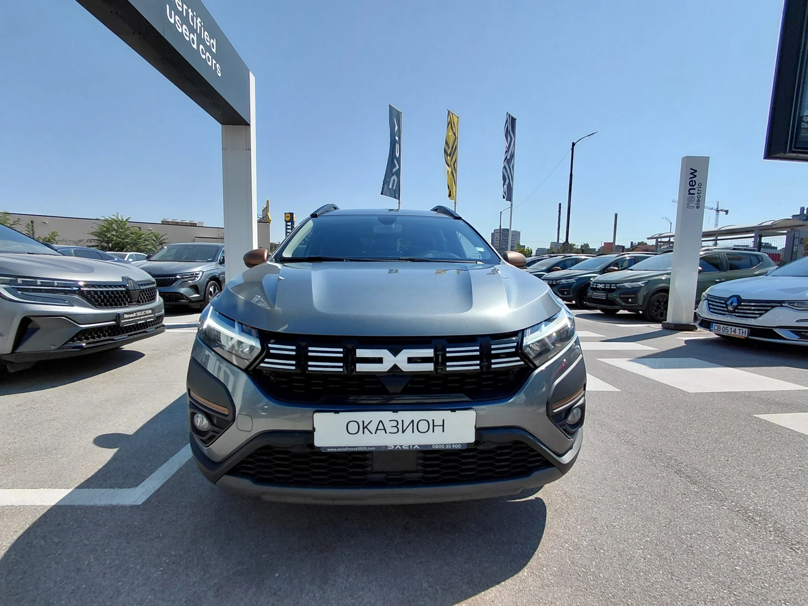 Dacia Jogger Expression / 100к.с/Газ/Бензин, снимка 2 - Автомобили и джипове - 55796587