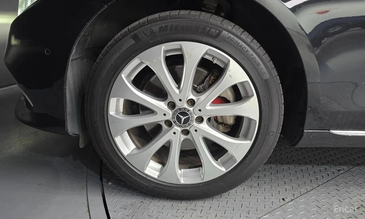 Mercedes-Benz E 220 * E220d 4MATIC Exclusive * ЦЕНА ДО БГ, снимка 16 - Автомобили и джипове - 55886844