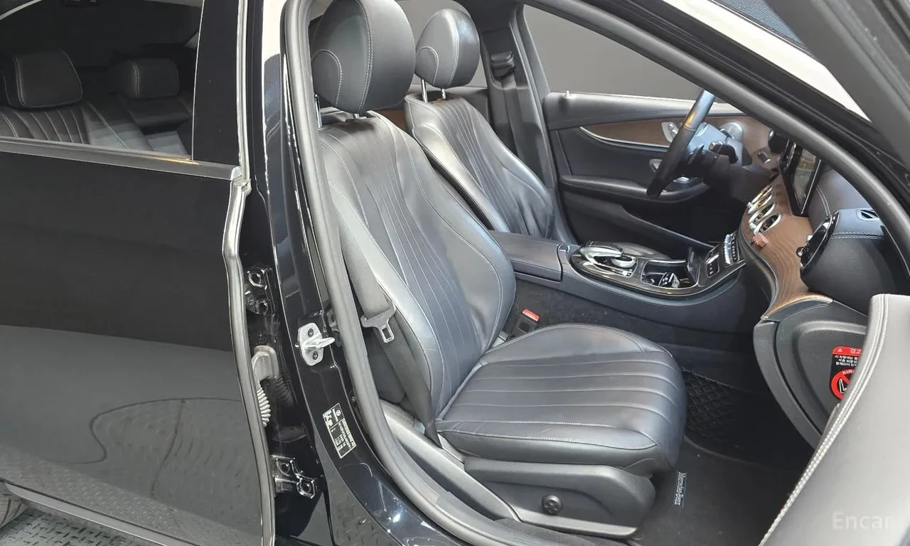Mercedes-Benz E 220 * E220d 4MATIC Exclusive * ЦЕНА ДО БГ, снимка 11 - Автомобили и джипове - 55886844