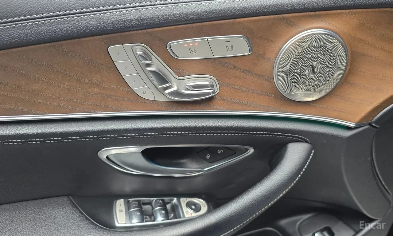 Mercedes-Benz E 220 * E220d 4MATIC Exclusive * ЦЕНА ДО БГ, снимка 12 - Автомобили и джипове - 55886844