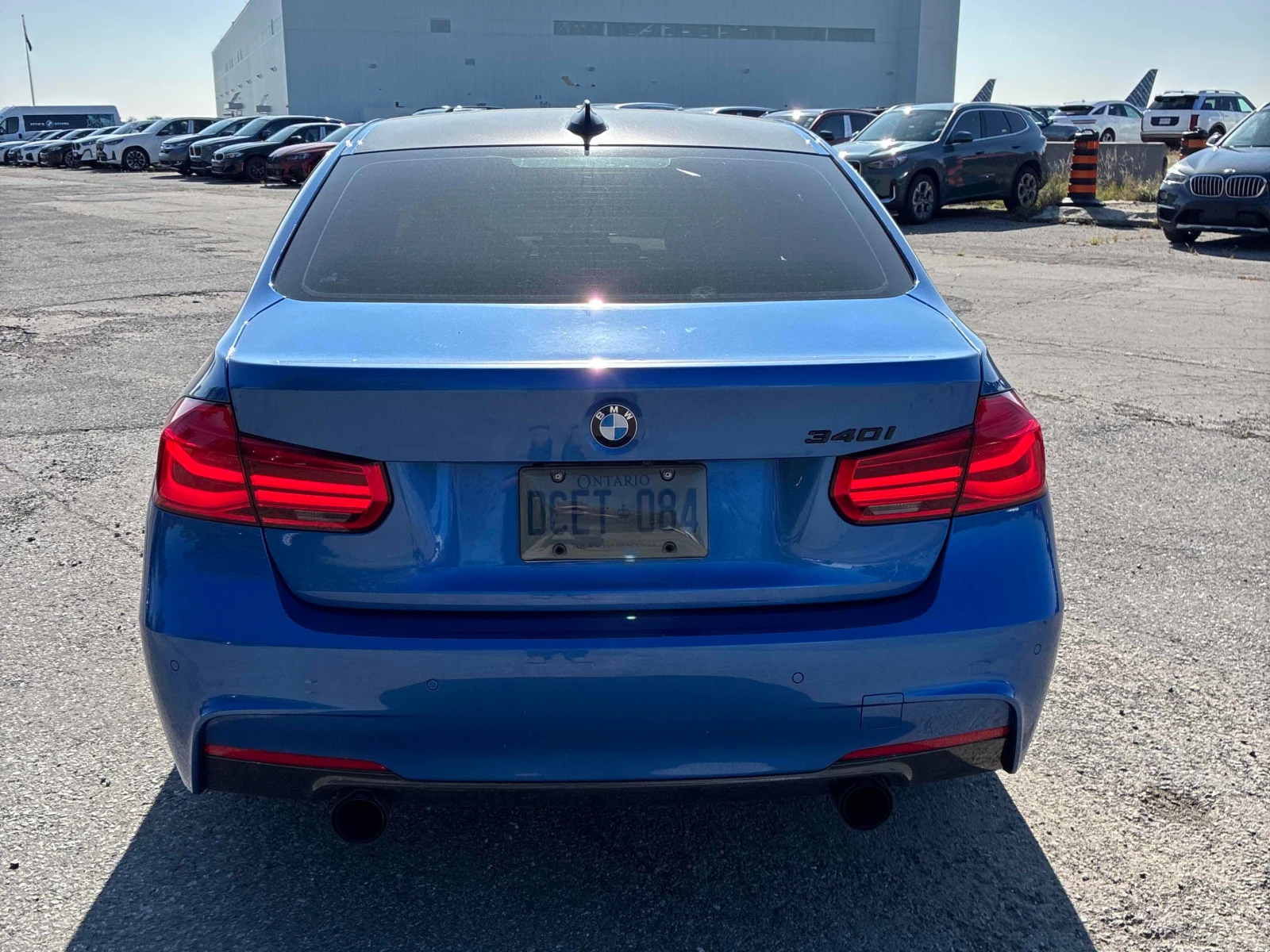 BMW 340 i xDrive | CARFAX | ГЛАВНО ПРЕДСТАВИТЕЛСТВО НА BMW, снимка 5 - Автомобили и джипове - 56039420