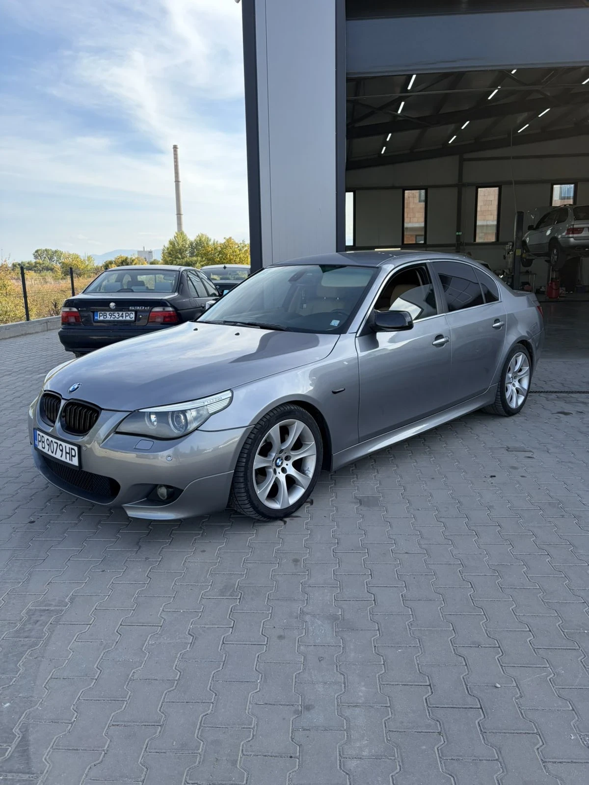 BMW 530, снимка 2 - Автомобили и джипове - 56504728