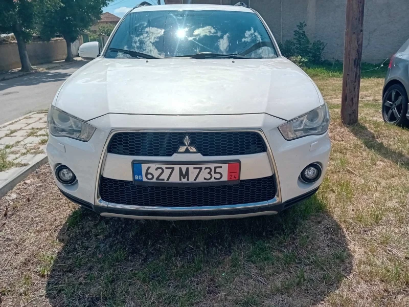 Mitsubishi Outlander 2.2, снимка 1 - Автомобили и джипове - 48036377