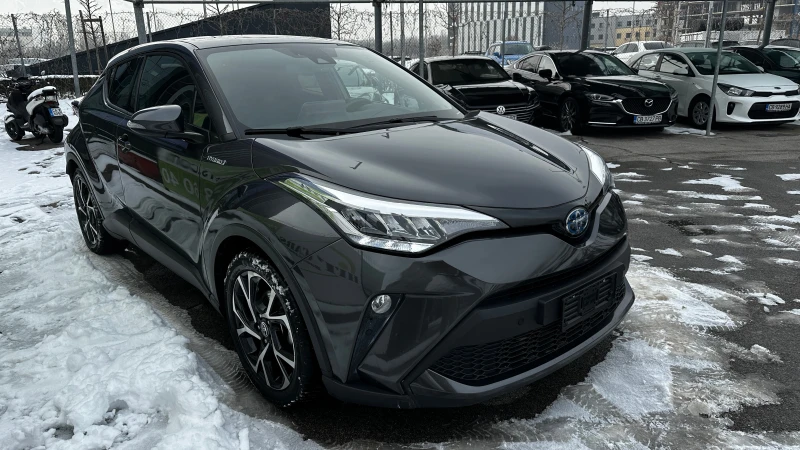 Toyota C-HR 2.0 Hybrid Гаранция, снимка 2 - Автомобили и джипове - 48755036