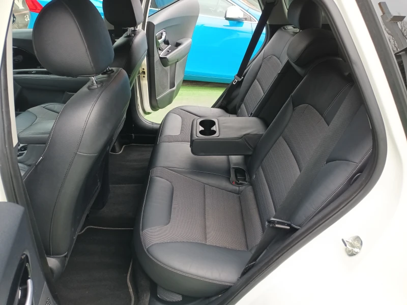 Kia Niro 1.6Hybrid Drive, снимка 10 - Автомобили и джипове - 53131022