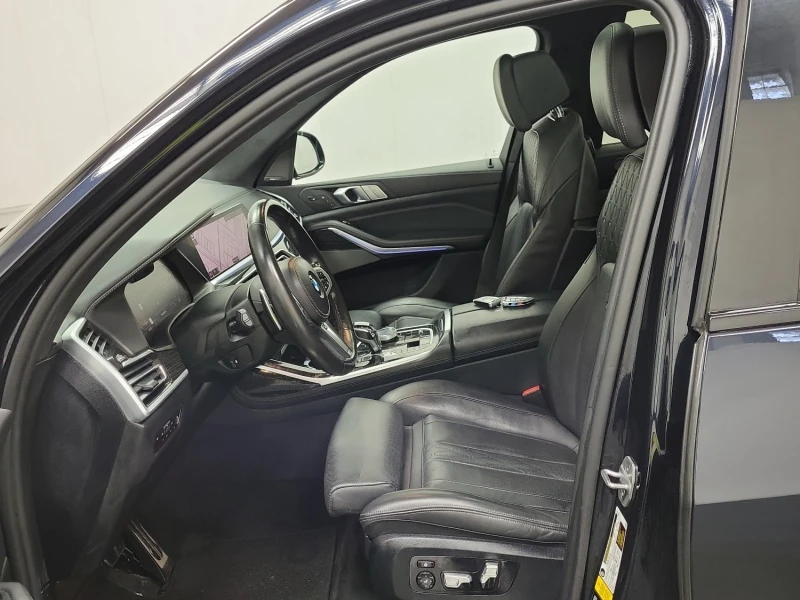 BMW X7 xDrive40i* M-PACK* CARFAX* АВТО КРЕДИТ* , снимка 7 - Автомобили и джипове - 53219335