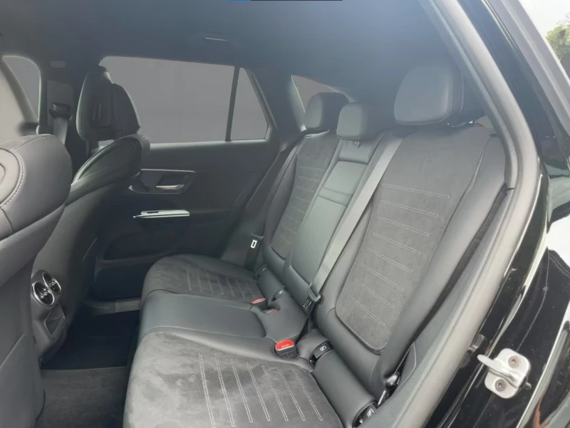 Mercedes-Benz GLC 300 d* 4Matic* Night* AMG* Digital Light, снимка 6 - Автомобили и джипове - 53280114