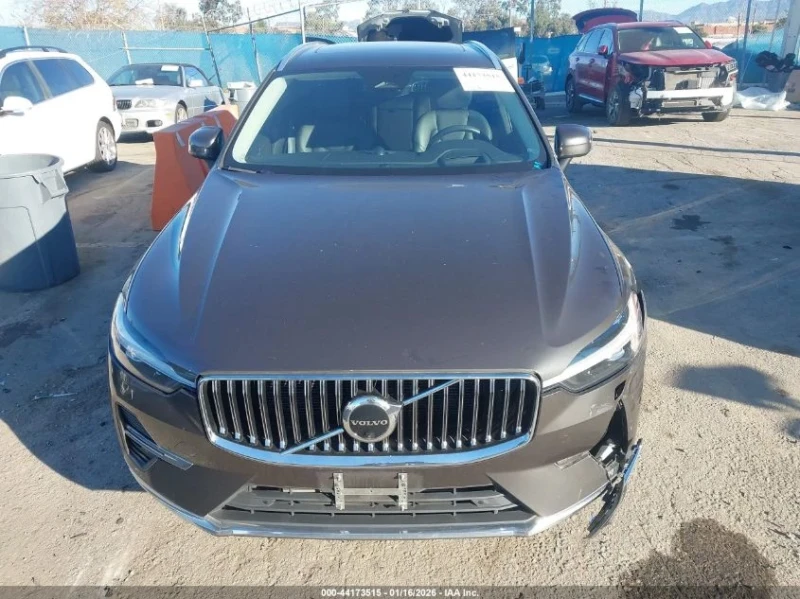 Volvo XC60 RECHARGE PLUG-IN HYBRID T8 INSCRIPTION EXTENDED R, снимка 11 - Автомобили и джипове - 53377670