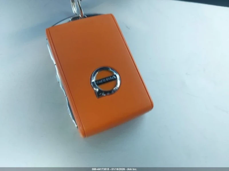 Volvo XC60 RECHARGE PLUG-IN HYBRID T8 INSCRIPTION EXTENDED R, снимка 10 - Автомобили и джипове - 53377670