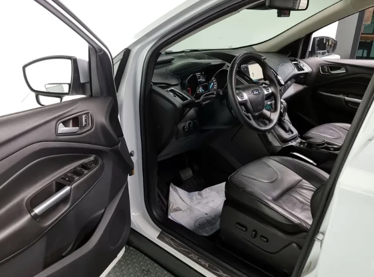 Ford Kuga 2.0 TDCI Titanium - изображение 9