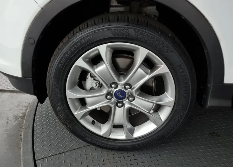 Ford Kuga 2.0 TDCI Titanium - изображение 5