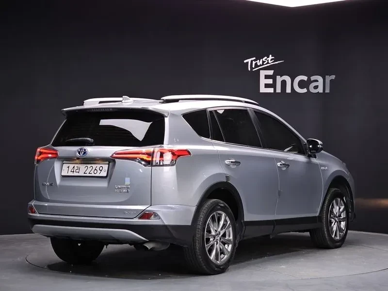 Toyota Rav4  2.5 4WD HYBRID 4TH GENERATION, снимка 2 - Автомобили и джипове - 55654323