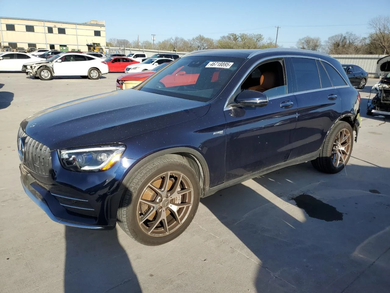 Mercedes-Benz GLC 43 AMG 4MATIC* AMG* ДИГ.ТАБЛО* ПОДГРЕВИ* ПАНОРАМА - изображение 3