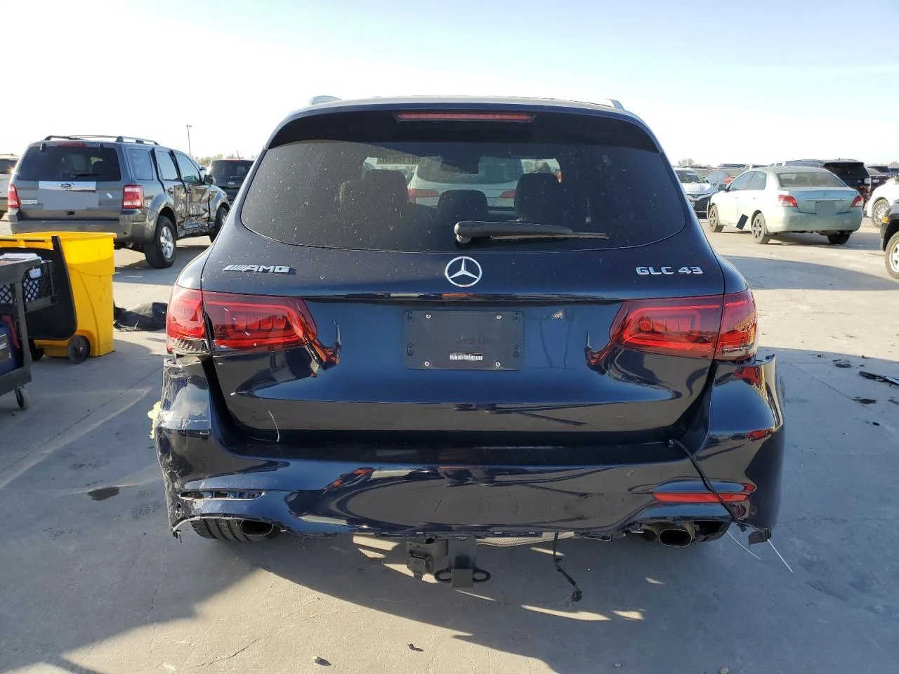 Mercedes-Benz GLC 43 AMG 4MATIC* AMG* ДИГ.ТАБЛО* ПОДГРЕВИ* ПАНОРАМА - изображение 5