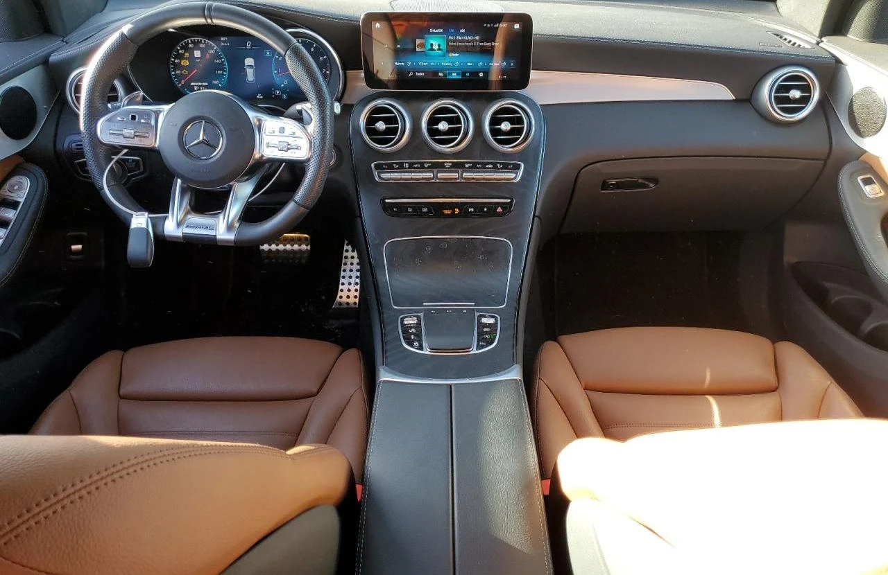 Mercedes-Benz GLC 43 AMG 4MATIC* AMG* ДИГ.ТАБЛО* ПОДГРЕВИ* ПАНОРАМА - изображение 8