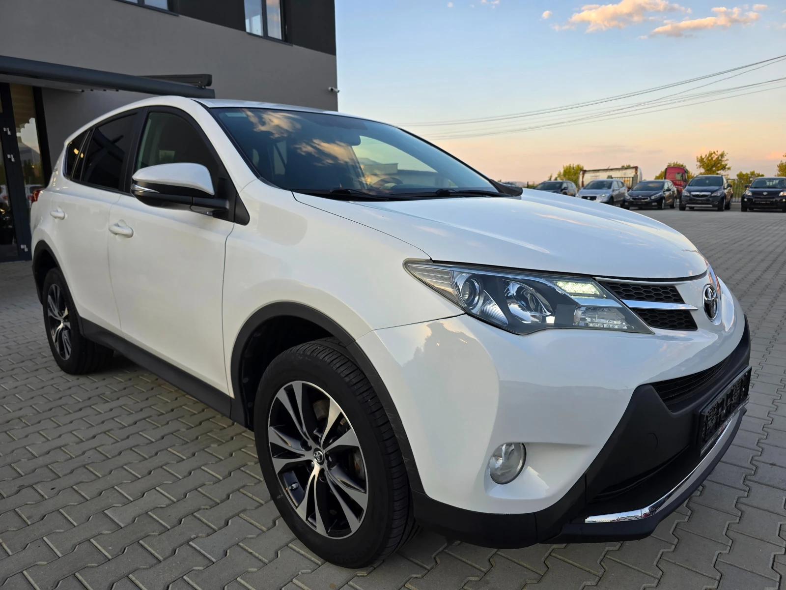 Toyota Rav4 2.0D4-D, 124к.с., Keyless, Камера! - изображение 3