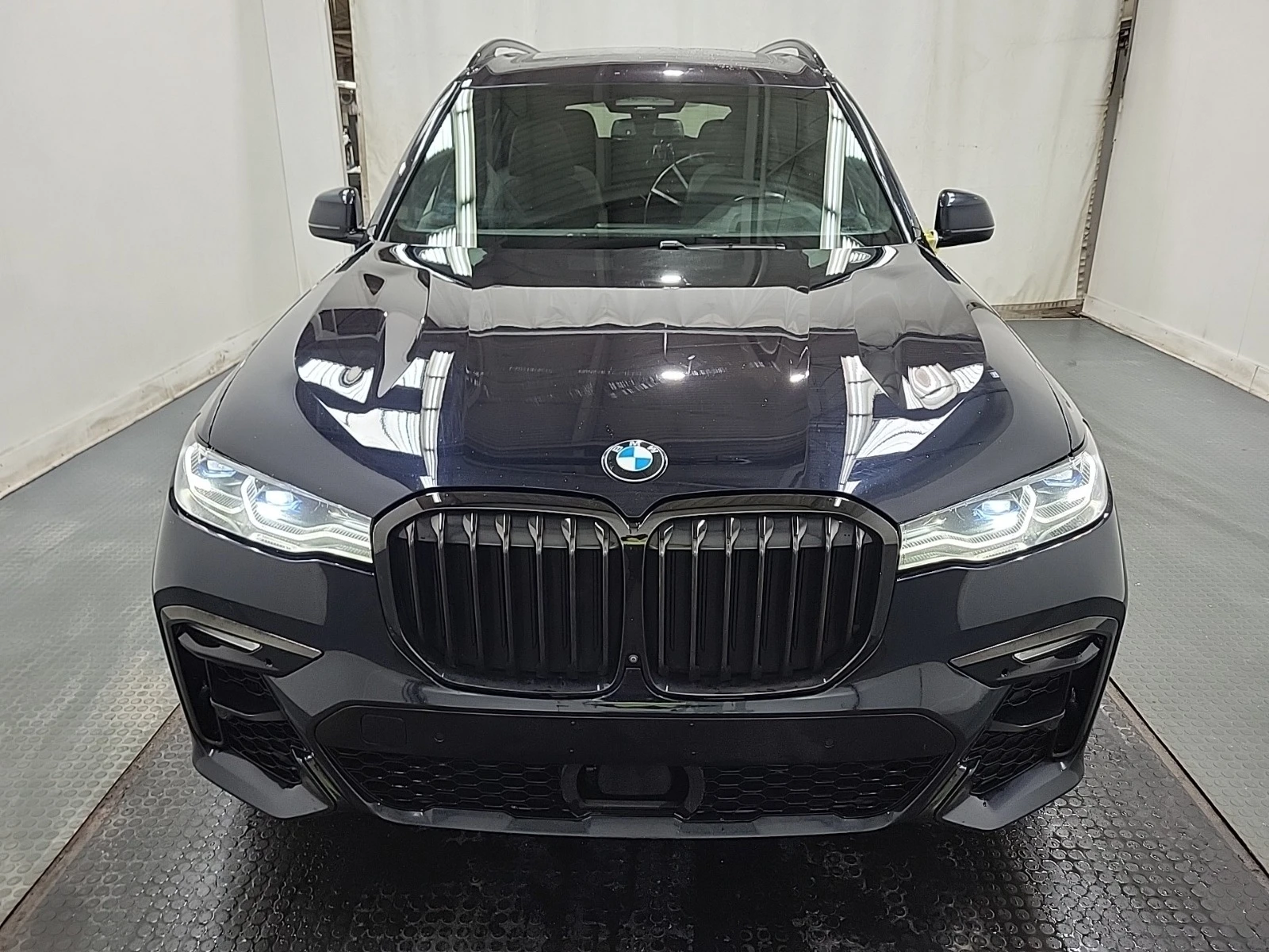 BMW X7 xDrive40i* M-PACK* CARFAX* АВТО КРЕДИТ*  - изображение 3