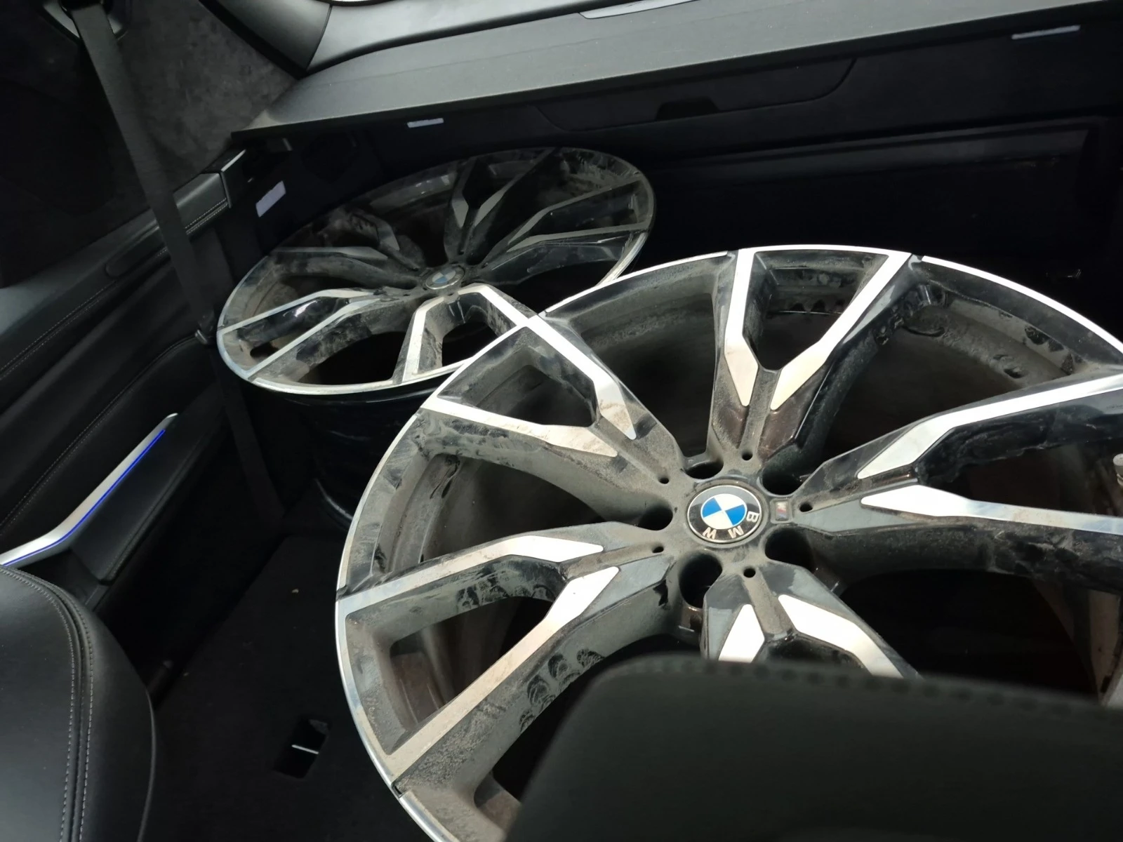 BMW X7 xDrive40i* M-PACK* CARFAX* ���� ������*  | Mobile.bg � ����������� 12