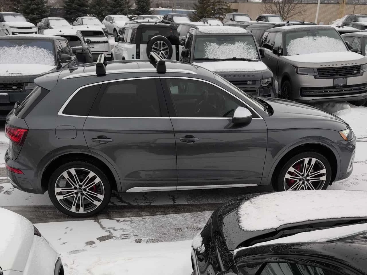 Audi SQ5 Progressiv  CARFAX, снимка 3 - Автомобили и джипове - 53715568