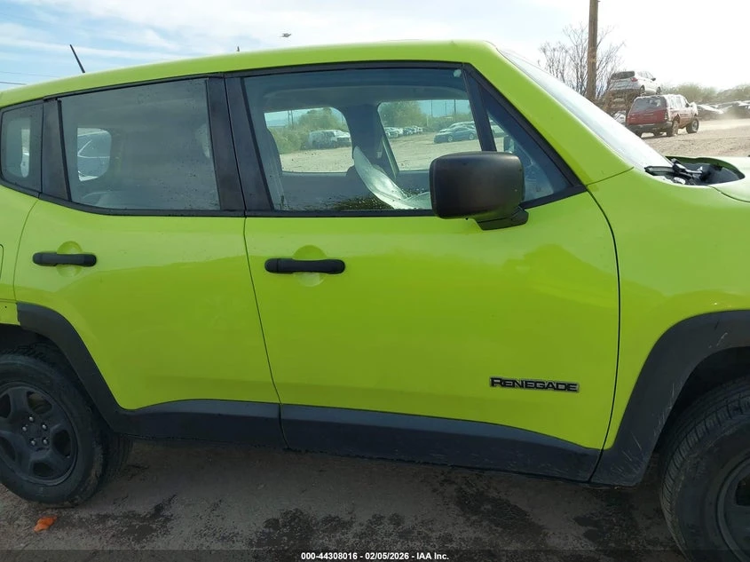 Jeep Renegade 2.4L I-4 VVT, 180HP 4X4 Drive, снимка 14 - Автомобили и джипове - 53829135