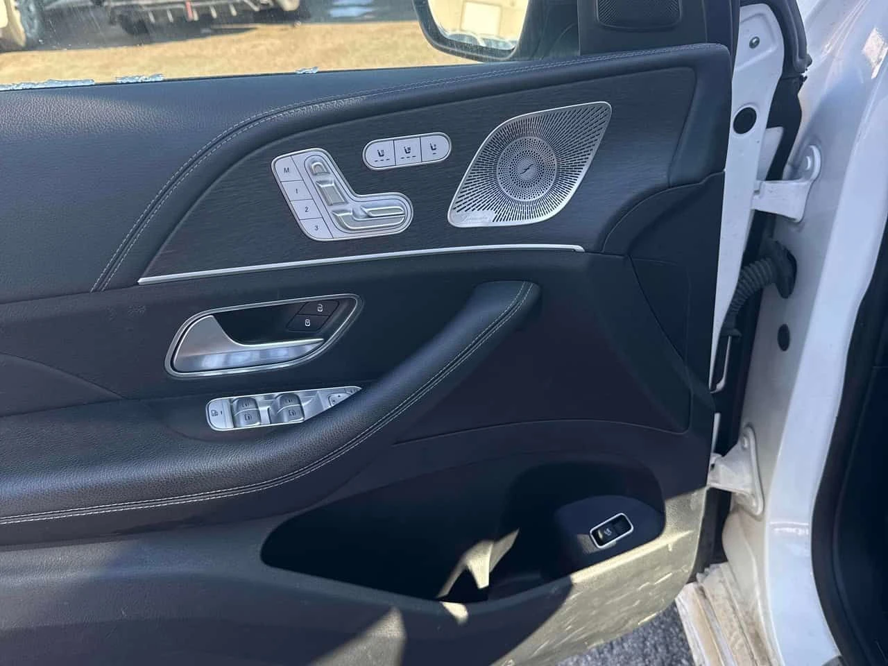 Mercedes-Benz GLE 450 4MATIC* DISTRONIC* BURMESTER* 360* AMBIENT* , снимка 15 - Автомобили и джипове - 54302436