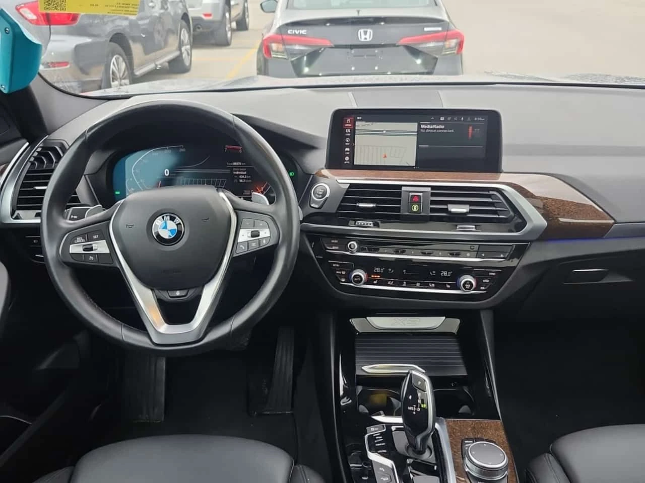 BMW X3 XDRIVE30i| ДИГИТАЛНО ТАБЛО| АМБИЕНТНО| ПАНОРАМА, снимка 9 - Автомобили и джипове - 54435713